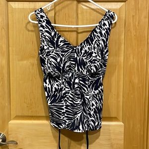 Lands end swimsuit navy blue/white top size 26W